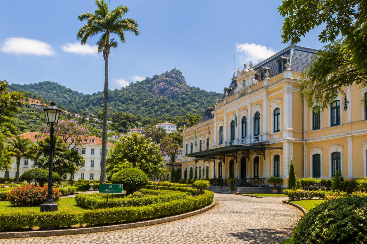 Petrópolis Imperial City Day Trip