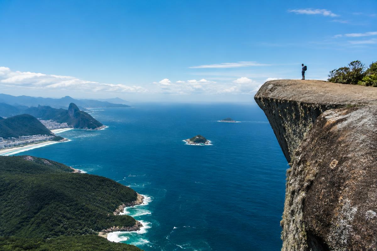 Pedra do Telégrafo Sunrise Hike & Wild Beaches