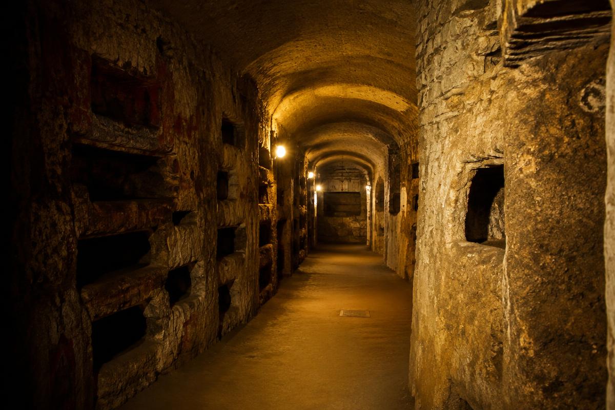 Catacombs & Underground Rome